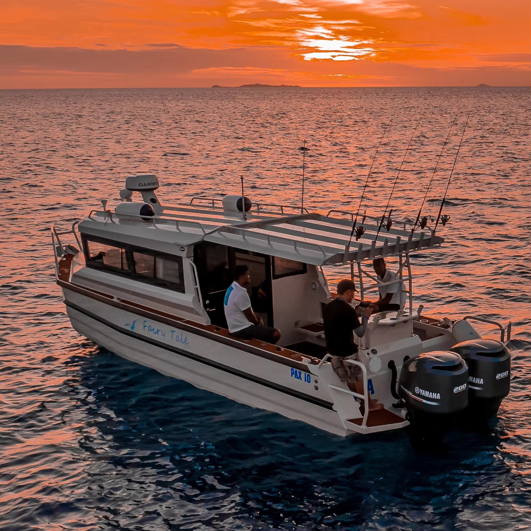 9m/35ft Family Use Aluminum Boat for Long Adventures Holiday Cruising